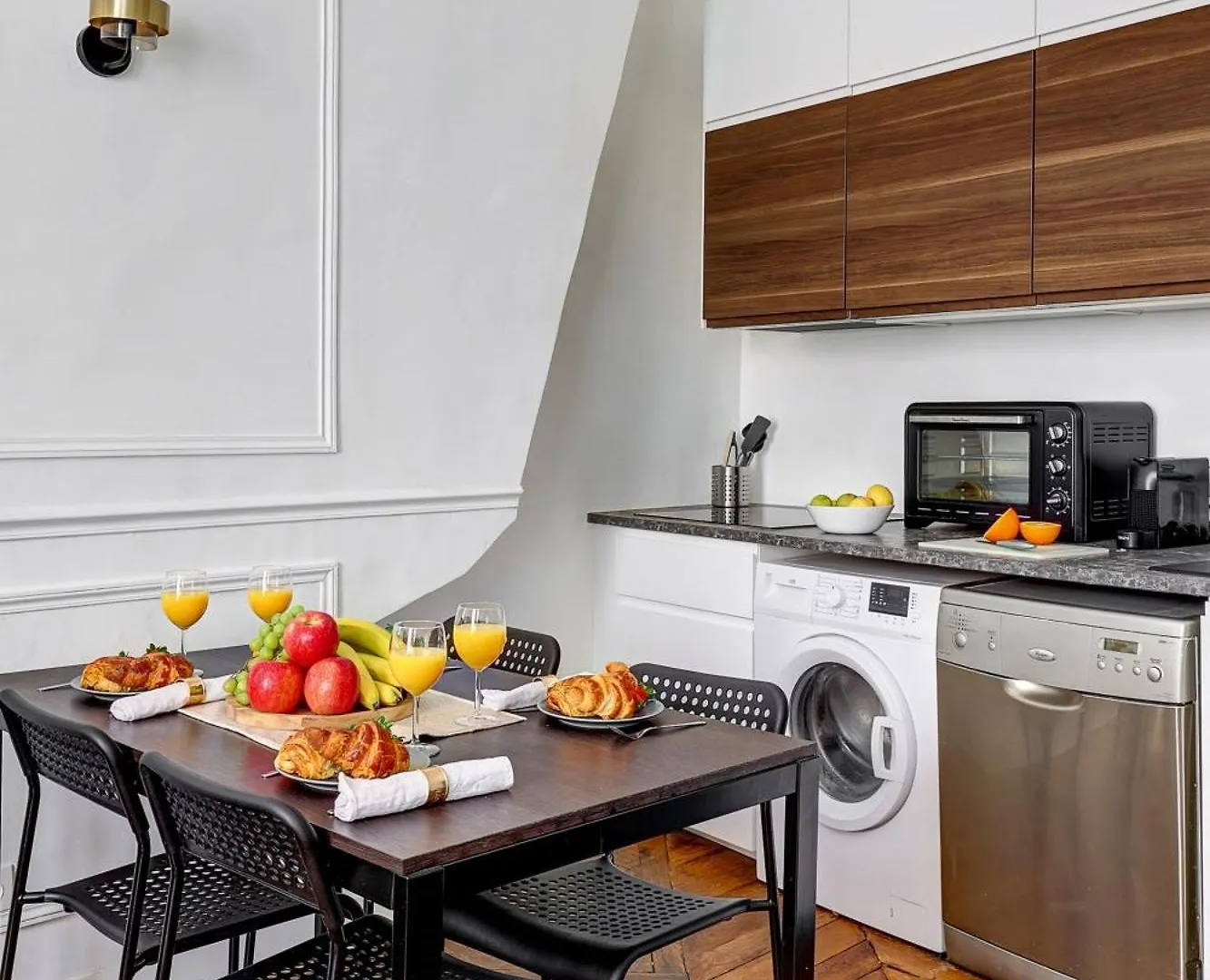Bnbnova - Heart Of Le Marais Parijs Appartement